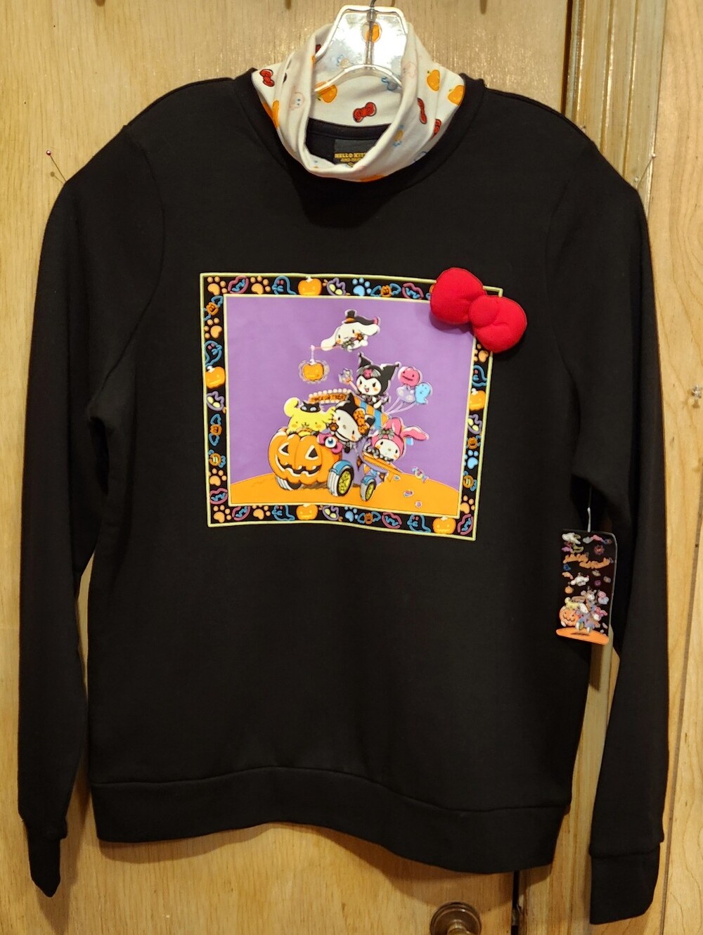 NWT 2023 BoxLunch Sanrio Hello Kitty Halloween Sweater Sweatshirt Womens Lrg Blk